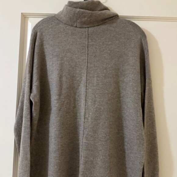 Repeat Cashmere knit sweater - Picture 8 of 10